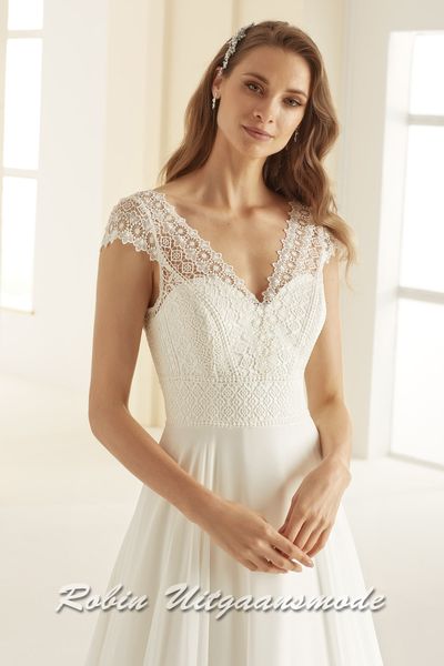 Close-up of the Plus size A-line wedding dress with lace V-neckline top